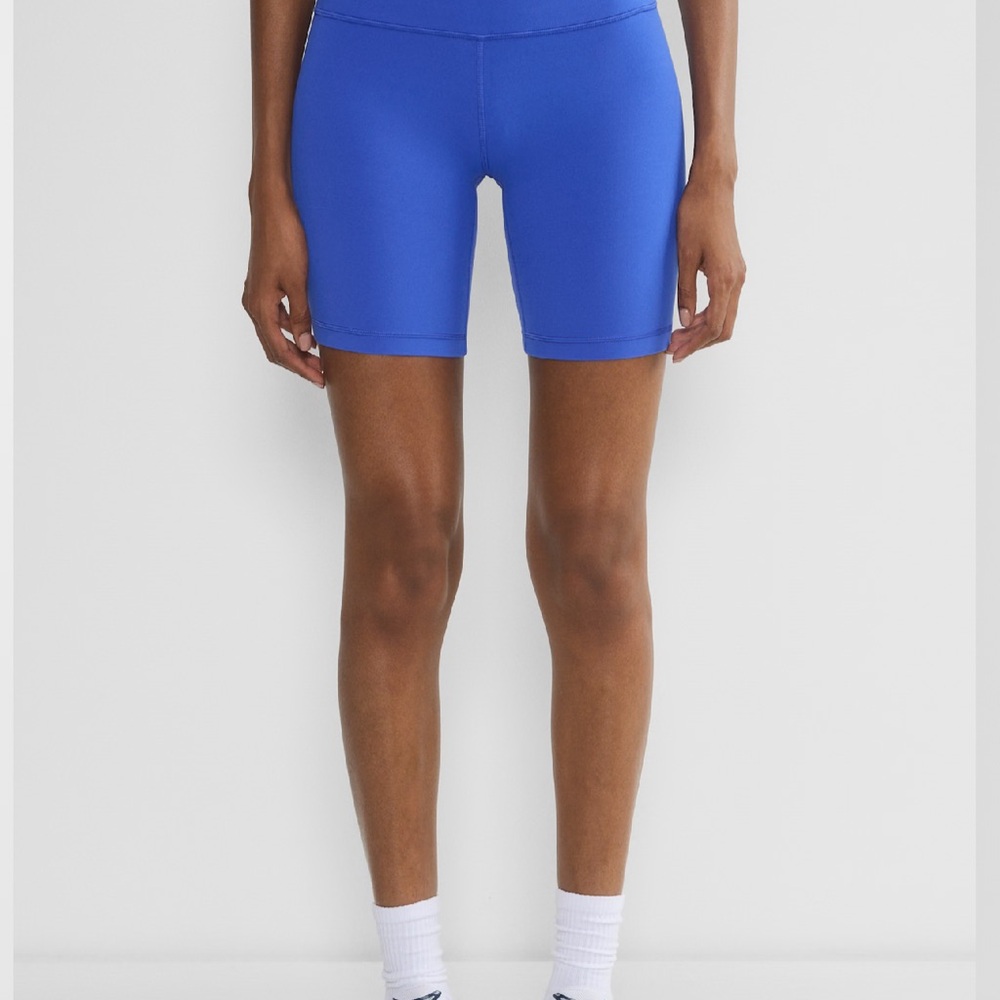 Aritzia Butter Cheeky Hi-Rise 7” Biker Short